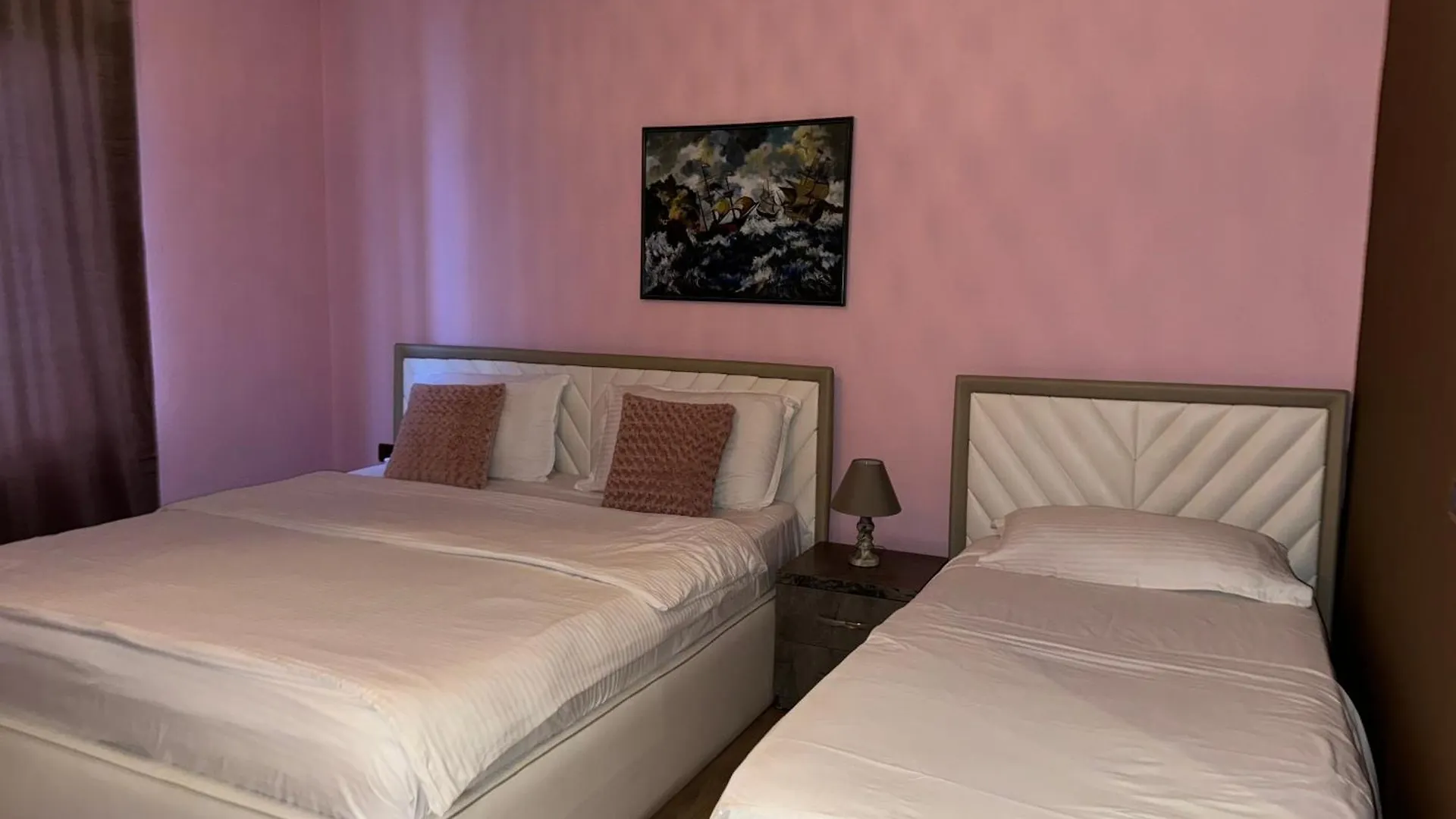 Misk Hotel & Resort Tirana 5*,  Albania