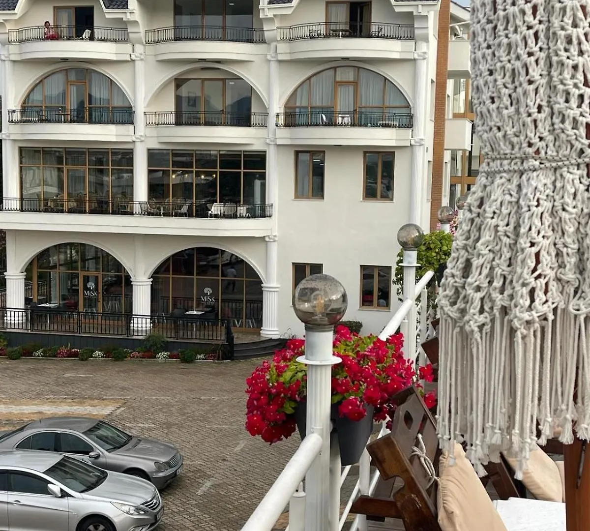 Misk Hotel & Resort Tirana
