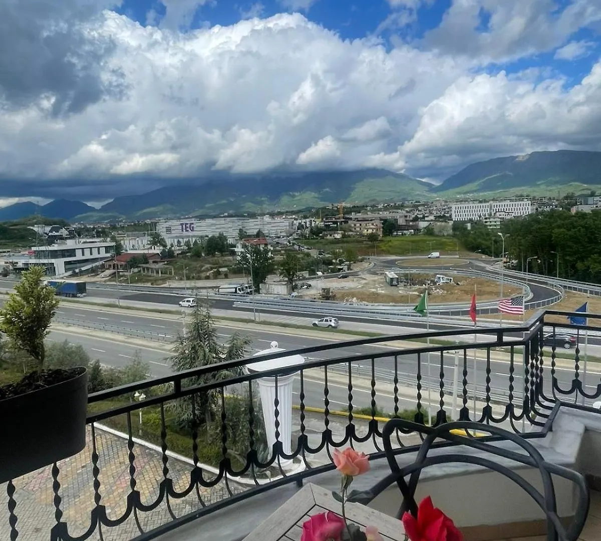 Misk Hotel & Resort Tirana