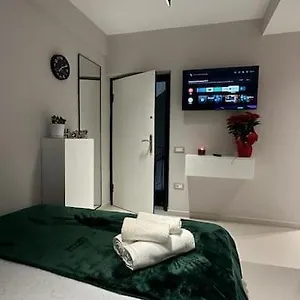  Apartament Host Elio Albania